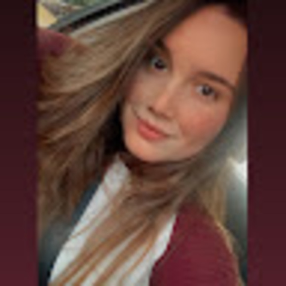 Meet your Posher, Daniela - Picture 1 of 1